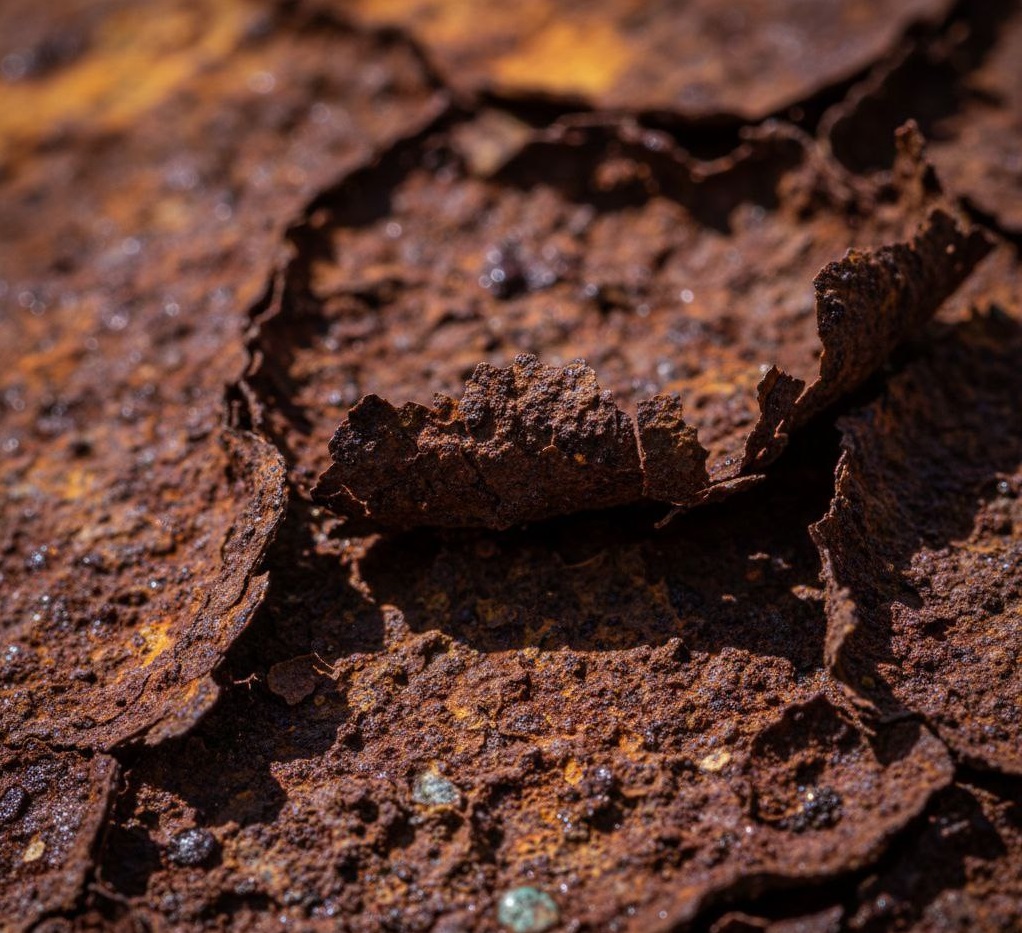 Коррозия в зоне термического воздействия из-за выгорания легирующих присадок.jpg